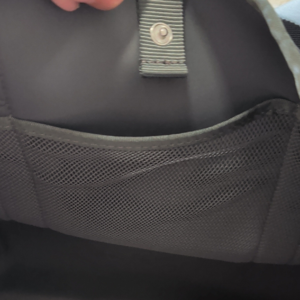 Athleta Diem Tote Bag Grey NWT - Picture 5 of 6